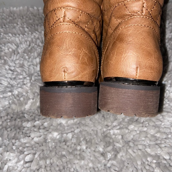 nwot studded boots - Picture 7 of 12